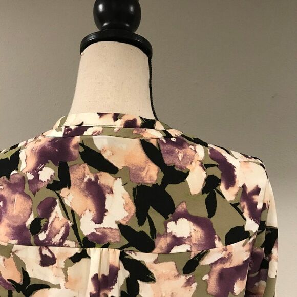 Gorgeous floral long sleeve blouse - Picture 7 of 10